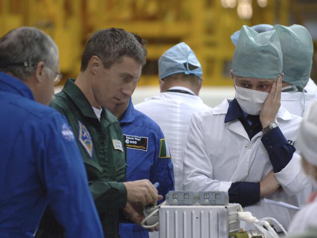 NASA image: Expedition 11 Soyuz Inspection