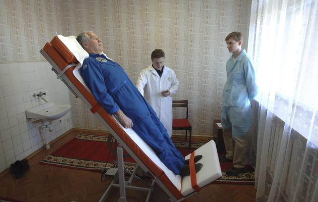 Expedition 11 Preflight