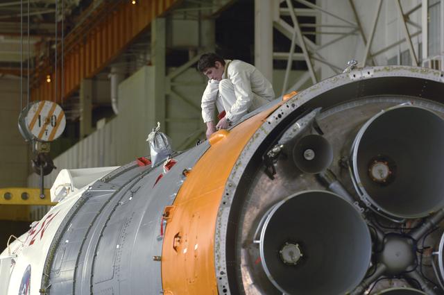 NASA image: Expedition 11 Soyuz Preparation
