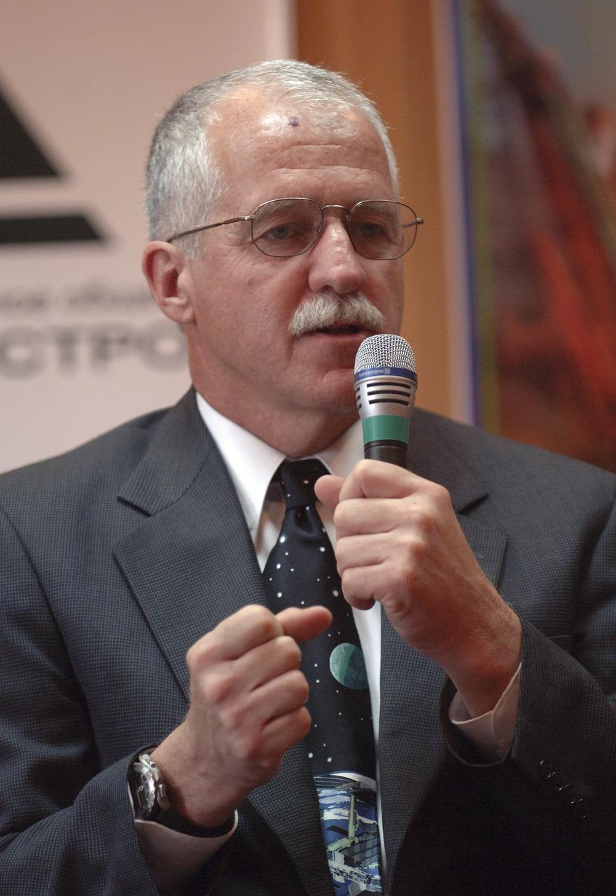Expedition 11 Flight Engineer and NASA Science Officer John Phillips speaks to the press, Thursday, April 14, 2005, in Baikonur, Kazakhstan. Phillips, Expedition 11 Commander Sergei Krikalev and European Space Agency astronaut Roberto Vittori, of Italy, are scheduled to launch aboard a Soyuz TMA-6 spacecraft April 15. Krikalev and Phillips will spend six months on the station, replacing Expedition 10 Commander Leroy Chiao and Flight Engineer Salizhan Sharipov, while Vittori will spend eight days on the station under a commerical contract between ESA and the Russian Federal Space Agency, returning to Earth with Chiao and Sharipov on April 25. Photo Credit: (NASA/Bill Ingalls)