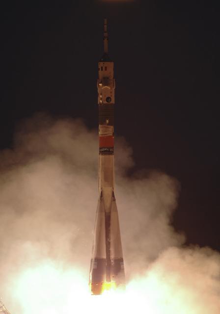 NASA image: Expedition 11 Launch  