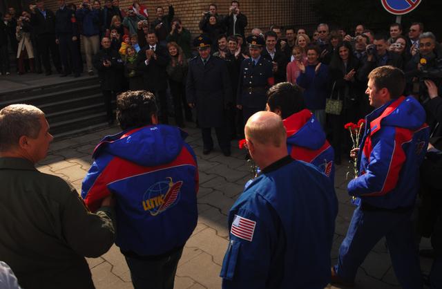 NASA image: Expedition 10 Landing