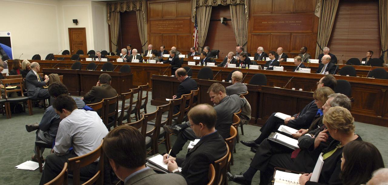 Meeting of the NASA Advisory Council in the Rayburn House Office Building, Tuesday, Nov. 29, 2005, in Washington.  Photo Credit: (NASA/Bill Ingalls)