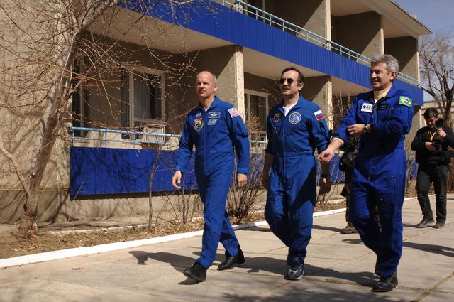 NASA image: Expedition 13 Preflight