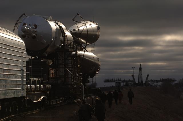 NASA image: Expedition 13 Preflight