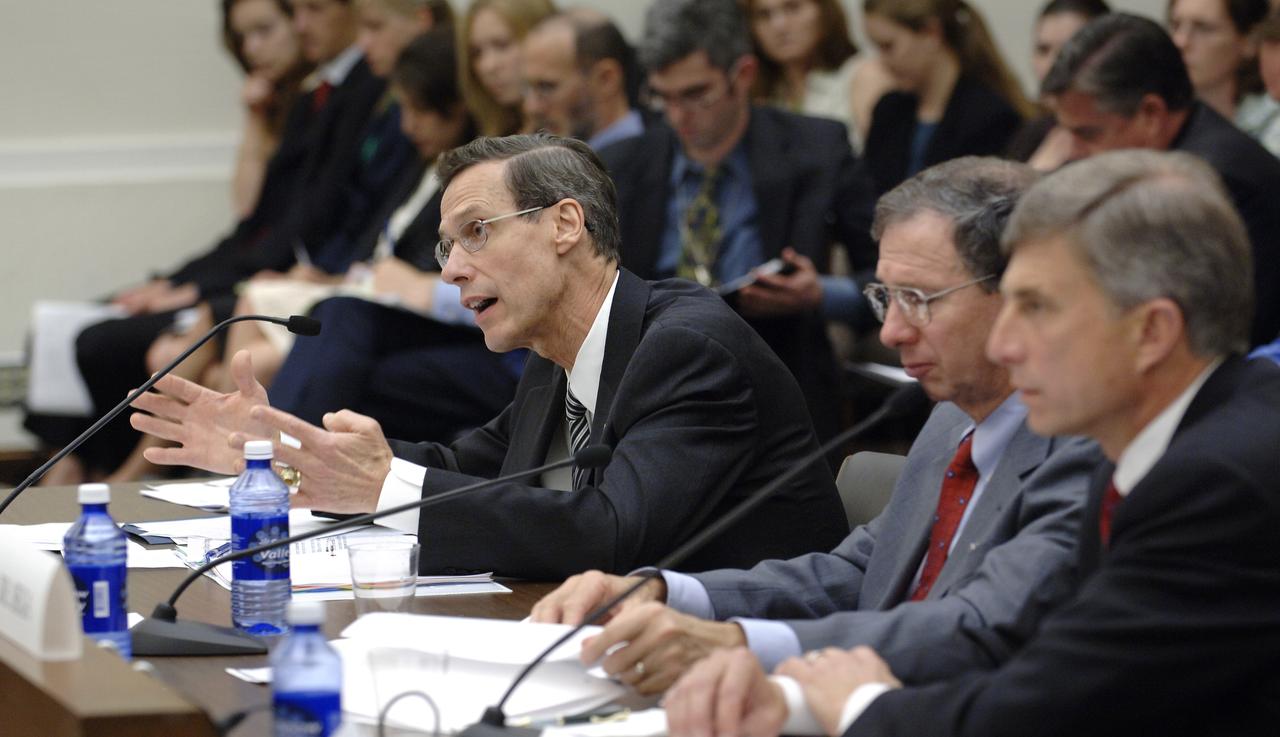 NOAA Administrator, Vice Admiral Conrad C. Lautenbacher, Jr., U.S. Navy (Ret.), left, NASA Administrator Michael Griffin and Under Secretary of the Air Force Dr. Ronald Sega, right, testify before the House Committee on Science and Technology regarding the future of the National Polar-orbiting Operational Environmental Satellite System (NPOESS) and results of the Nunn-McCurdy review of NOAA’s weather satellite program, Thursday, June 8, 2006, at the Rayburn House Office Building in Washington. Photo Credit: (NASA/Bill Ingalls)