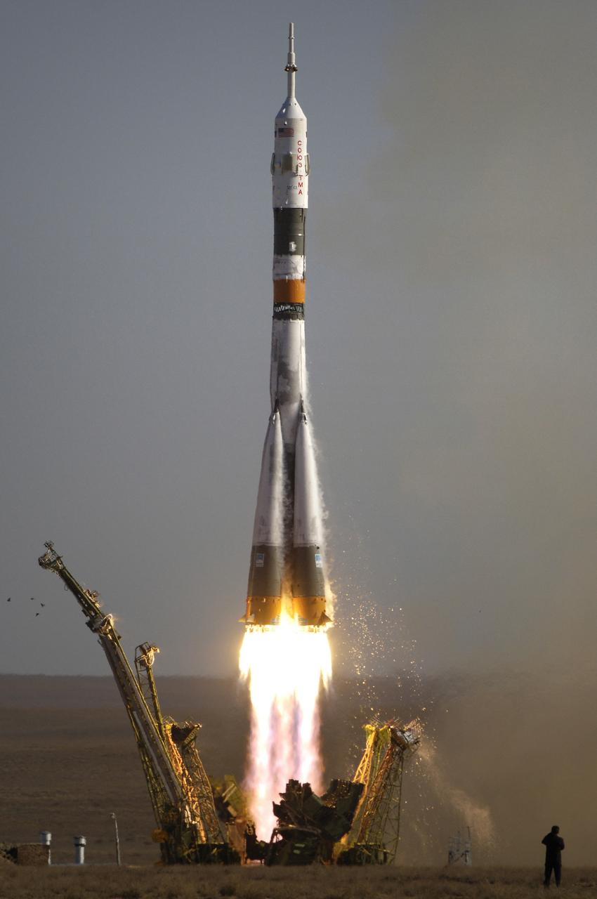 The Soyuz TMA-9 spacecraft launches from the Baikonur Cosmodrome in Kazakhstan Monday, Sept. 18, 2006, carrying a new crew to the International Space Station. The Soyuz lifted off at 10:09 a.m. Baikonur time with Expedition 14 Commander Michael Lopez-Alegria, Soyuz Commander and Expedition Flight Engineer Mikhail Tyurin and American spaceflight participant Anousheh Ansari, who will spend nine days on the station under a commercial agreement with the Russian Federal Space Agency. Photo Credit: (NASA/Bill Ingalls)