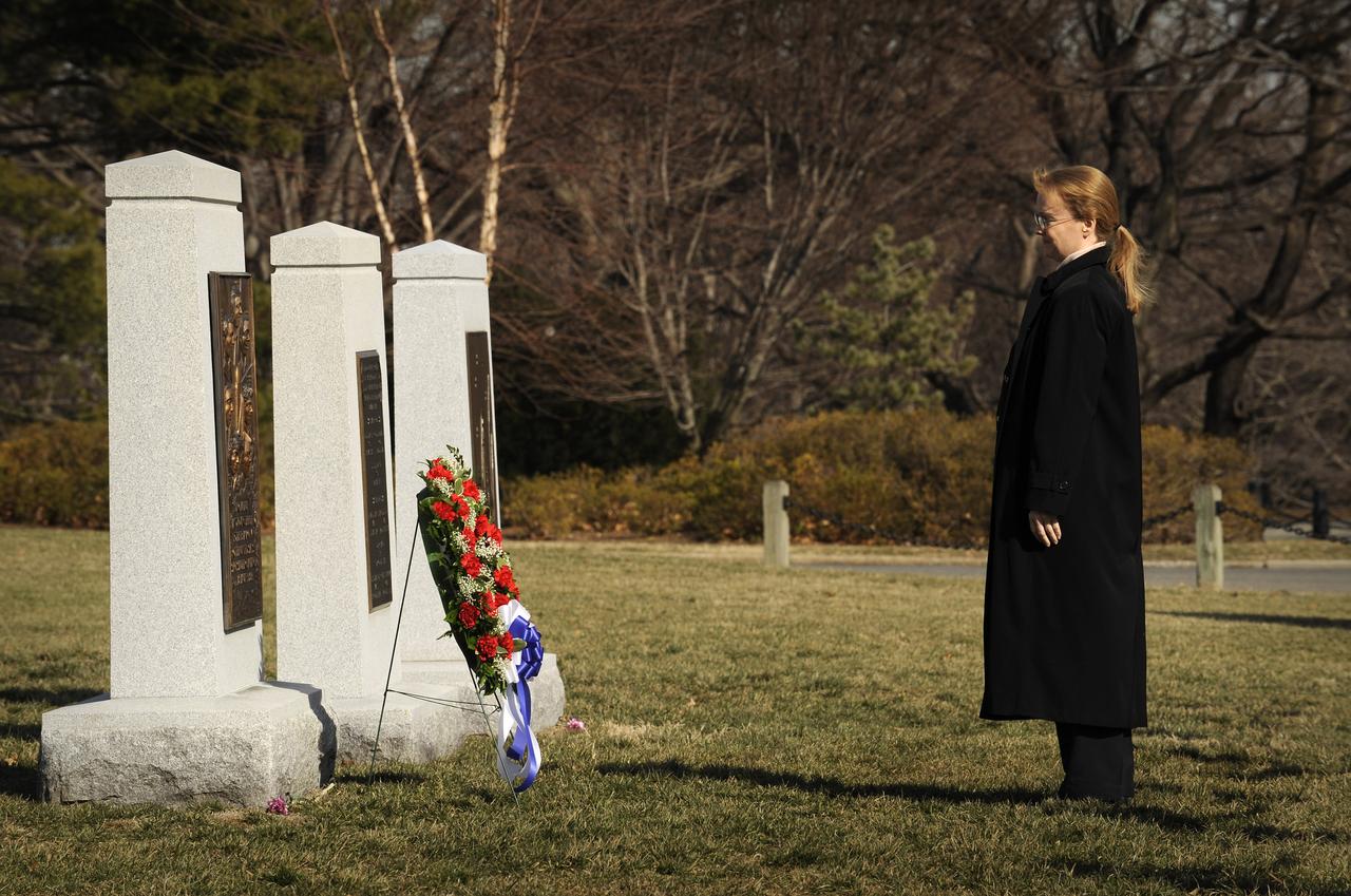 NASA Deputy Administrator Shana Dale participates in a wreath laying ceremony as part of NASA's Day of Remembrance, Thursday, Jan. 31, 2008, at Arlington National Cemetery. The wreaths were laid in the memory of those men and women who lost their lives in the quest of space exploration. Photo Credit: (NASA/Bill Ingalls)