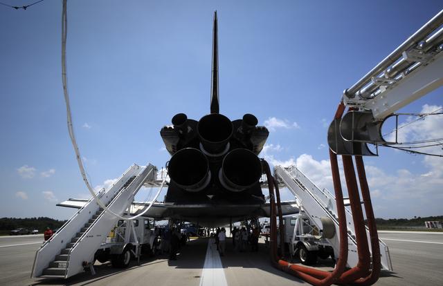 STS-124 Space Shuttle Discovery Landing
