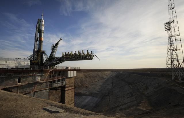 NASA image: Expedition 18 Soyuz TMA-13 Rollout