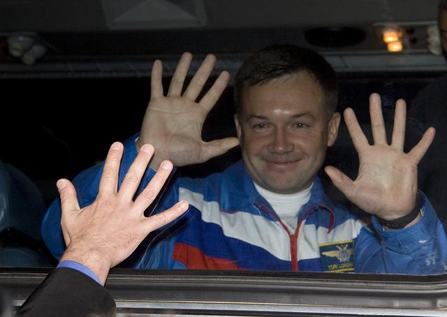 Expedition 18 Launch Day