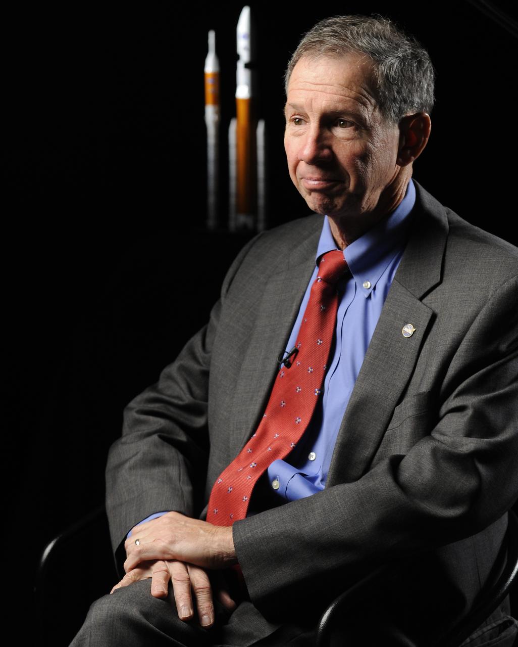 NASA Administrator Michael Griffin prepares for a television interview.  Thursday, Nov. 20, 2008, NASA Headquarters, Washington. Photo Credit: (NASA/Bill Ingalls)