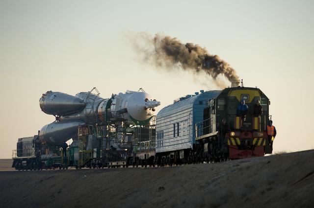 NASA image: Expedition 19 Soyuz Rollout