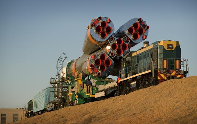 NASA image: Expedition 19 Soyuz Rollout