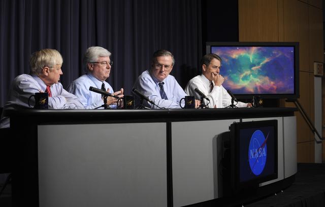 NASA image: Hubble Servicing Mission Press Conference