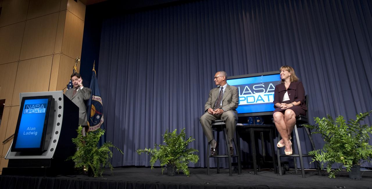 Alan Ladwig, senior advisor to the NASA Administator, far left, makes a point as he introduces NASA Administrator Charles F. Bolden Jr. and Deputy Administrator Lori Garver at a NASA Update,Tuesday, July 21, 2009, at NASA Headquarters in Washington. Bolden, NASA's 12th Administrator and Garver took the time to introduce themselves and outline their vision for the agency going forward. No questions were taken during the session. Photo Credit: (NASA/Bill Ingalls)