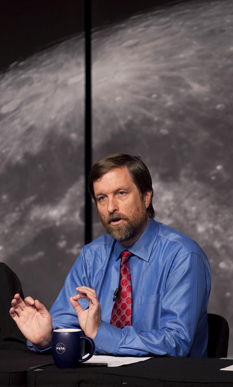 Rob Green, project instrument scientist, Moon Mineralogy Mapper, at NASA's Jet Propulsion Laboratory in Pasadena, CA answers questions on NASA’s discovery of water molecules in the polar regions of the moon at a press conference at NASA Headquarters, September 24, 2009, in Washington.  Photo Credit: (NASA/Carla Cioffi)