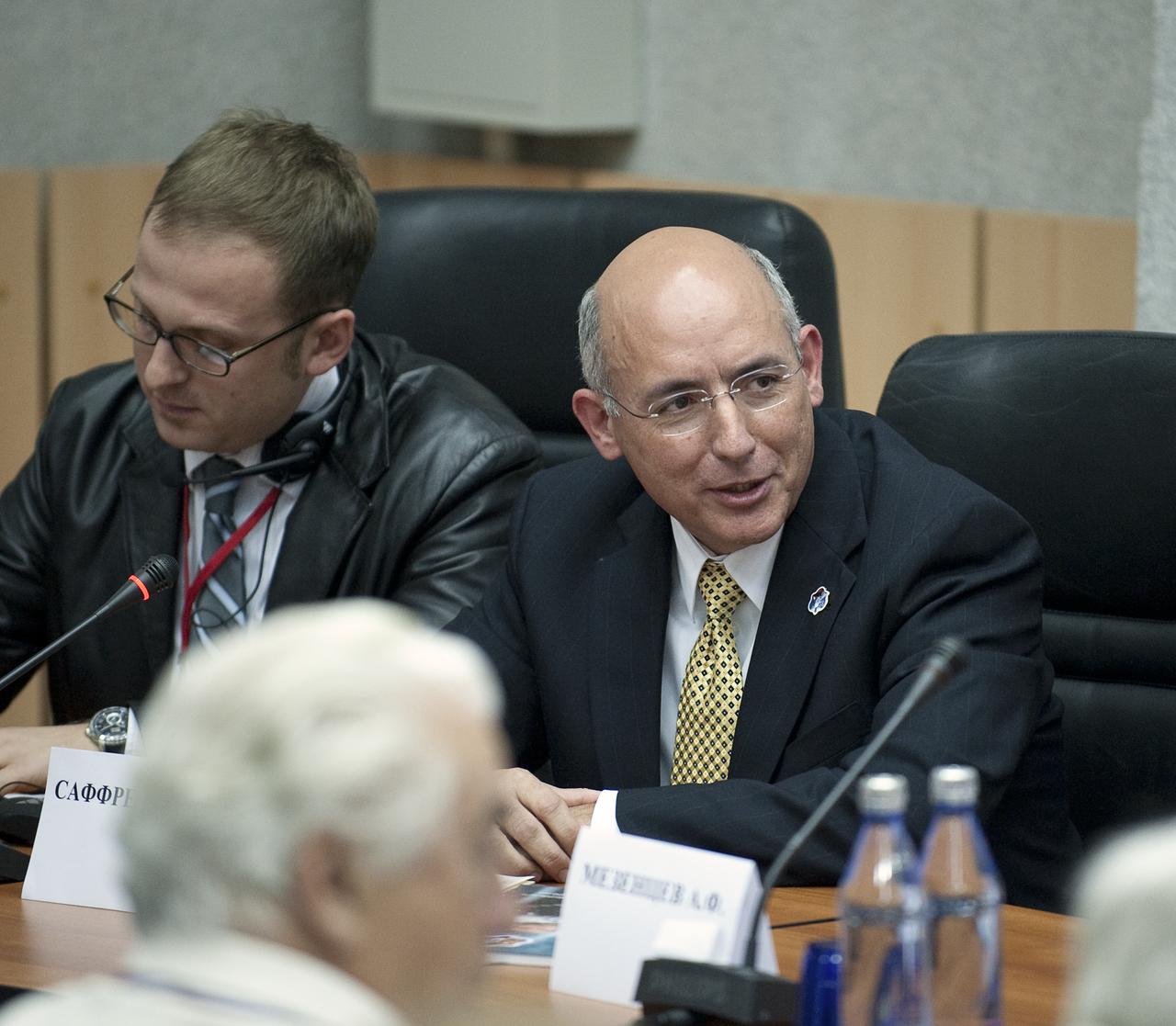 Manager, International Space Station (ISS) Program, Michael Suffredini, speaks during the State Commission meeting to approve the Soyuz launch of Expedition 21 Flight Engineer Jeffrey N. Williams, Flight Engineer Maxim Suraev and Spaceflight Participant Guy Laliberté on Tuesday, Sept. 29, 2009 in Baikonur, Kazakhstan.  Photo Credit: (NASA/Bill Ingalls)