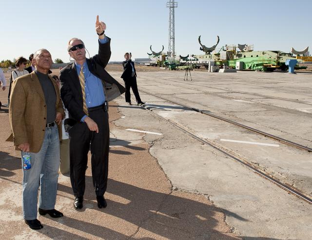 NASA image: Expedition 21 Pad Tour