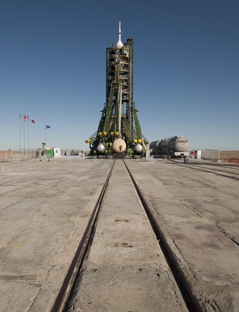 NASA image: Expedition 21 Pad Tour