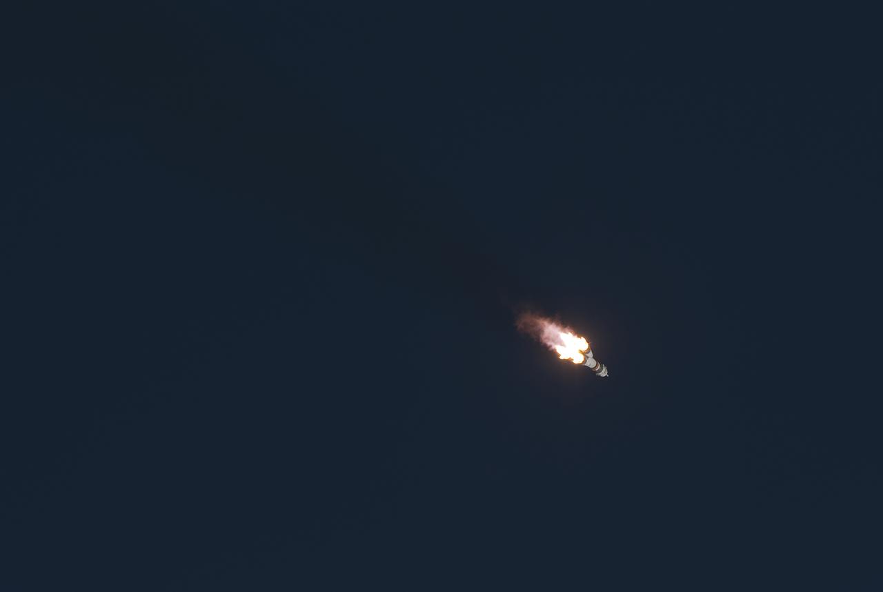 The Soyuz TMA-16 launches from the Baikonur Cosmodrome in Kazakhstan on Wednesday, Sept. 30, 2009 carrying Expedition 21 Flight Engineer Jeffrey N. Williams, Flight Engineer Maxim Suraev and Spaceflight Participant Guy Laliberté to the International Space Station. (Photo Credit: NASA/Bill Ingalls)