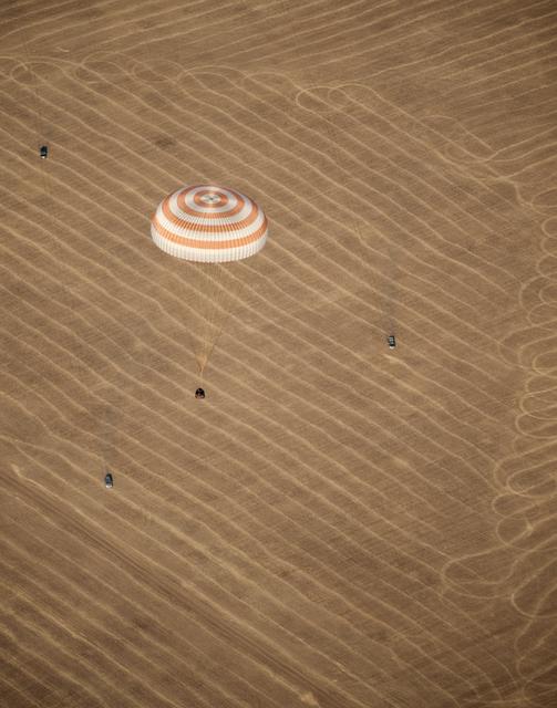 NASA image: Expedition 20 Landing