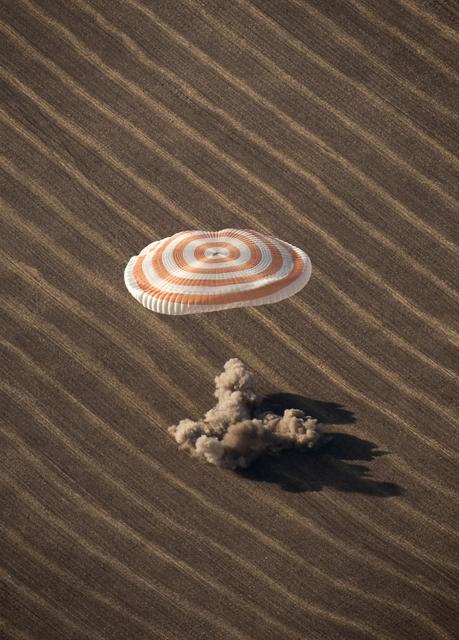 NASA image: Expedition 20 Landing