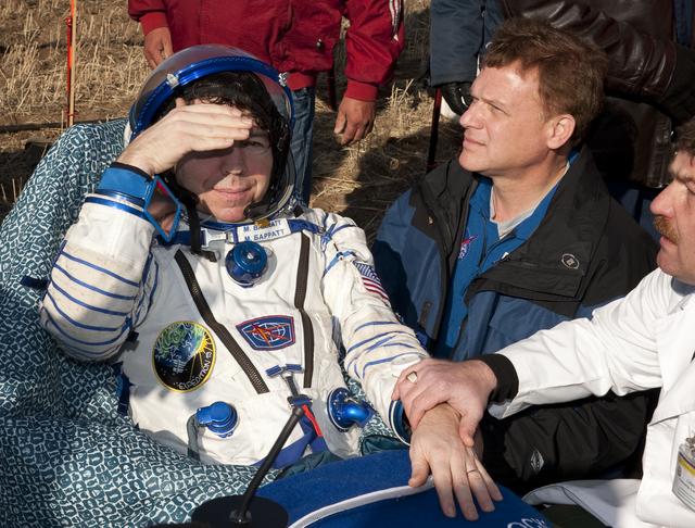 NASA image: Expedition 20 Landing