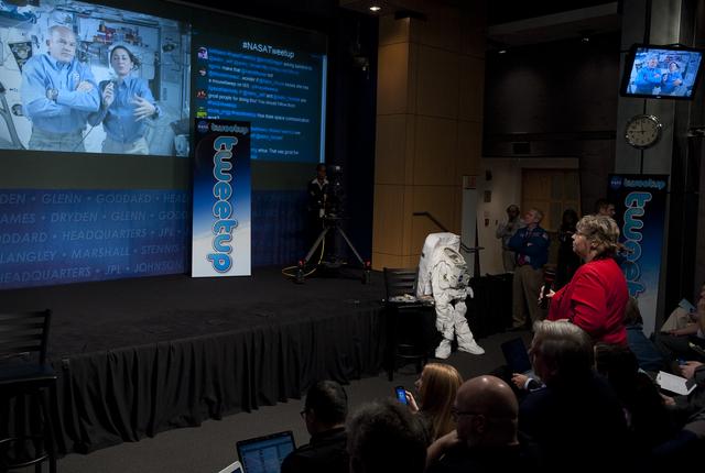 NASA image: NASA Live Tweetup Event with International Space Station