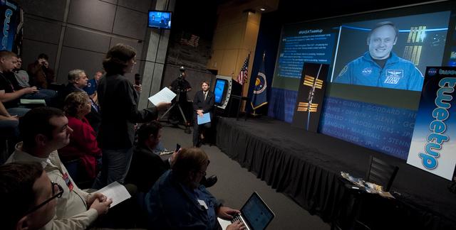 NASA image: NASA Live Tweetup Event with International Space Station