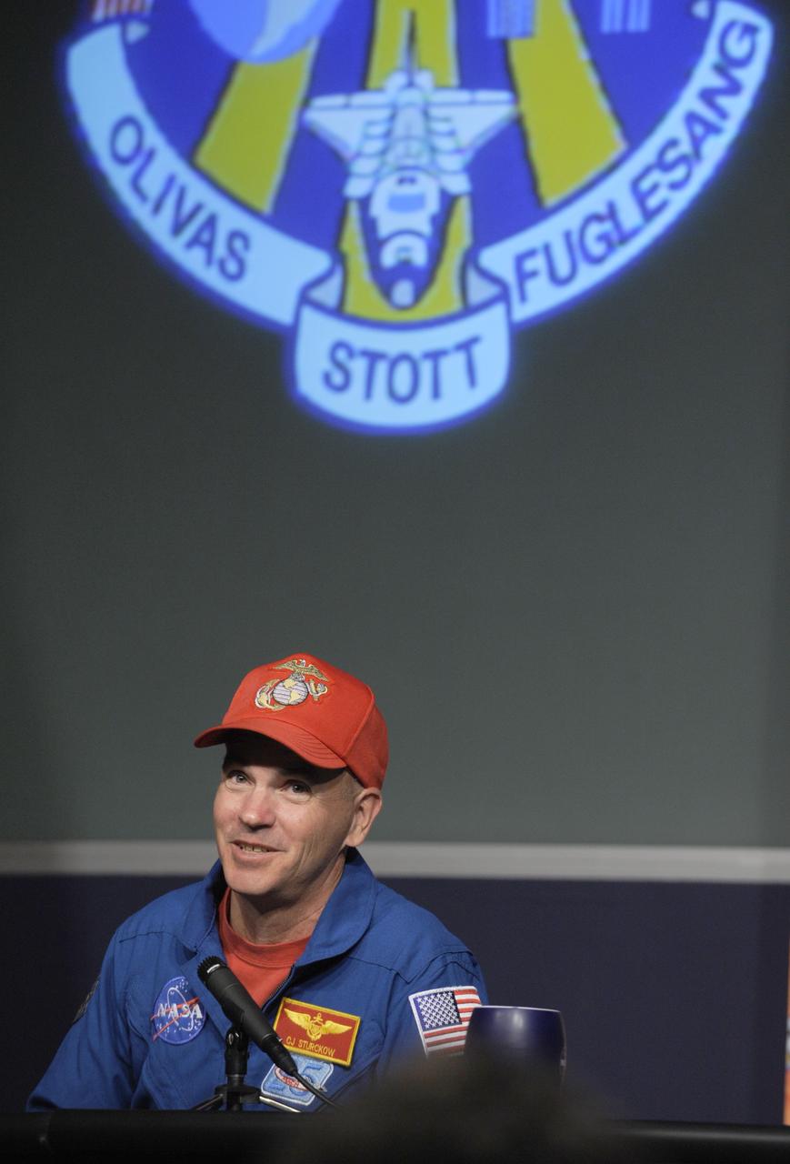 STS-128 commander Rick Sturckow speaks to the audience during a presentation in the auditorium at NASA Headquarters in Washington, Thursday, Nov. 5, 2009. Photo Credit: (NASA/Paul E. Alers)