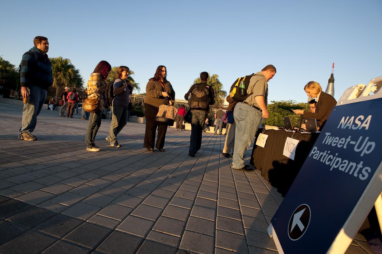 Twitter users arrive for the start of a two-day NASA Tweetup event held at NASA's Kennedy Space Center in Cape Canaveral, Fla, Sunday, Nov. 15, 2009. NASA Twitter followers in attendance will have the opportunity to take a tour of NASA's Kennedy Space Center, view the space shuttle launch and speak with shuttle technicians, engineers, astronauts and managers.  Photo Credit: (NASA/Carla Cioffi)