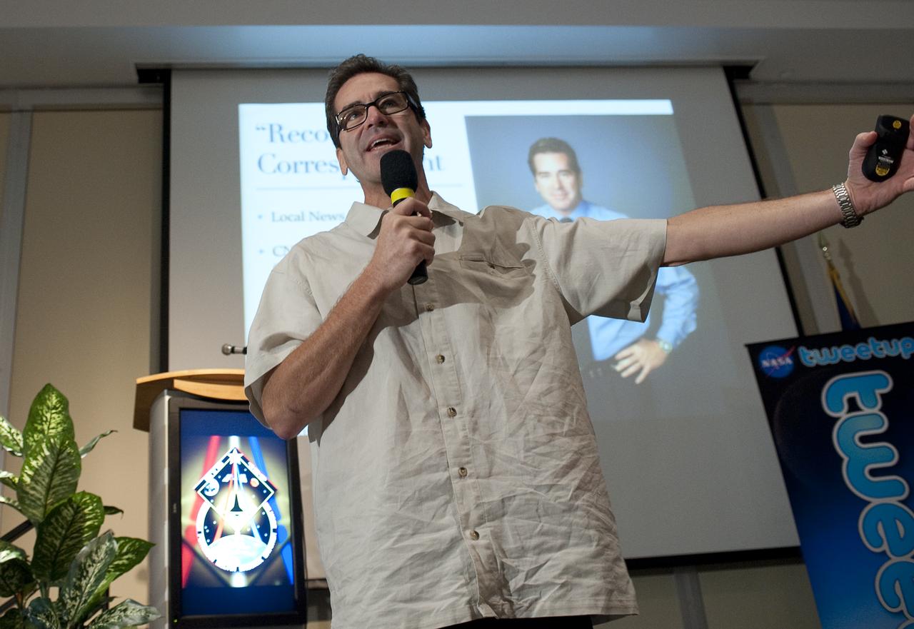 Miles O'Brien, veteran space reporter, known on twitter as @milesobrien, speaks during a two-day NASA Tweetup event held at NASA's Kennedy Space Center in Cape Canaveral, Fla, Sunday, Nov. 15, 2009. NASA Twitter followers in attendance will have the opportunity to take a tour of NASA's Kennedy Space Center, view the STS-129 space shuttle launch and speak with shuttle technicians, engineers, astronauts and managers.  Photo Credit: (NASA/Carla Cioffi)