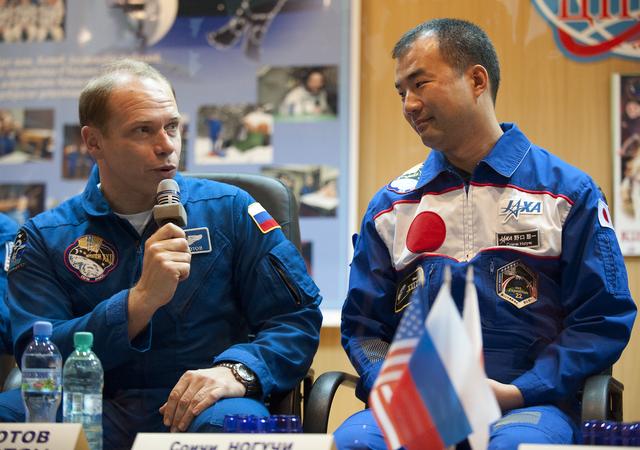 NASA image: Expedition 22 Prelaunch Press Conference