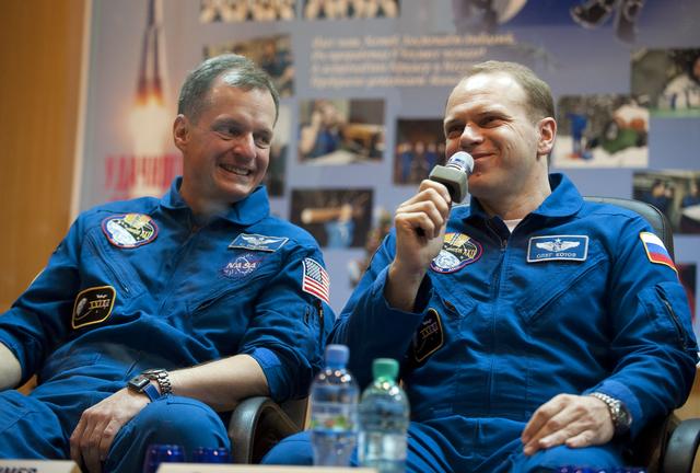 NASA image: Expedition 22 Prelaunch Press Conference