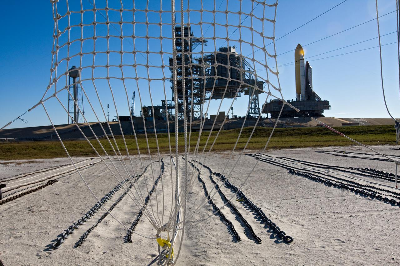 STS-130 ENDEAVOUR ROLLOUT - INCLUDES HARDDOWN