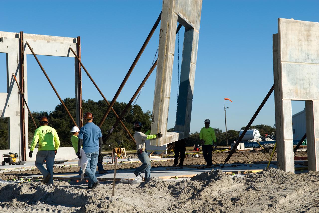 LEED PROPELLANT PROJECT CONSTRUCTION PROGRESS - WALLS GOING UP W/ CRANE