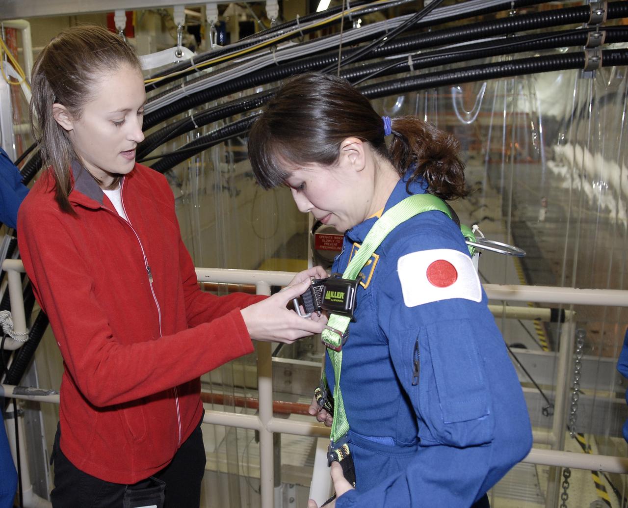 STS-131 CREW CEIT - DISCOVERY