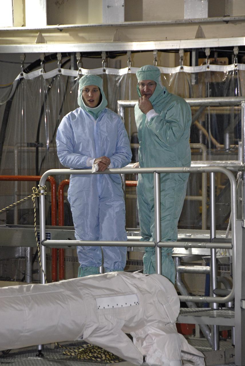 STS-131 CREW CEIT - DISCOVERY