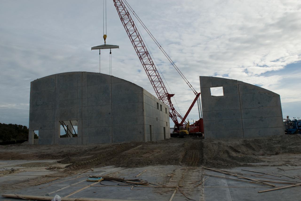 LEED PROPELLANT PROJECT CONSTRUCTION PROGRESS - LAST WALL PUT UP