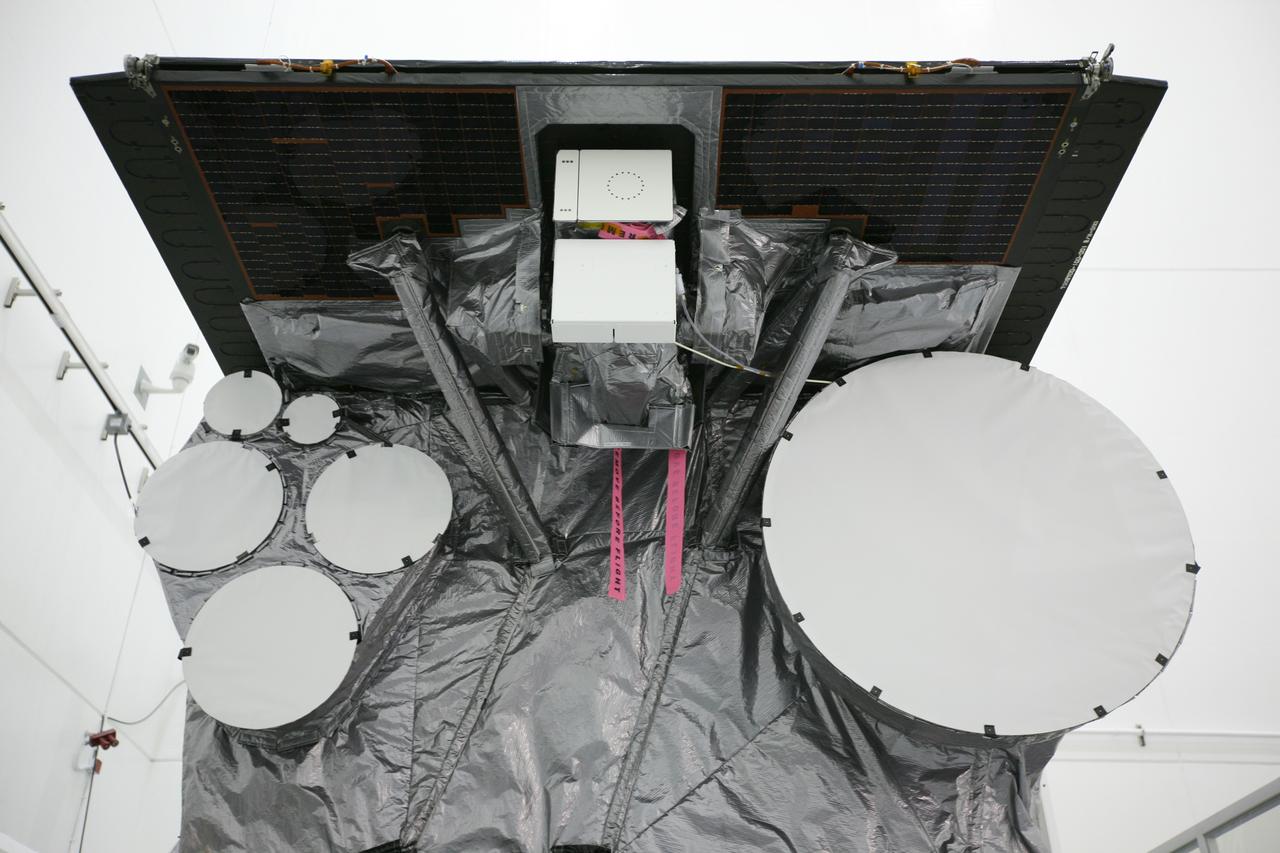 GOES-P UNBAGGING & ROTATION