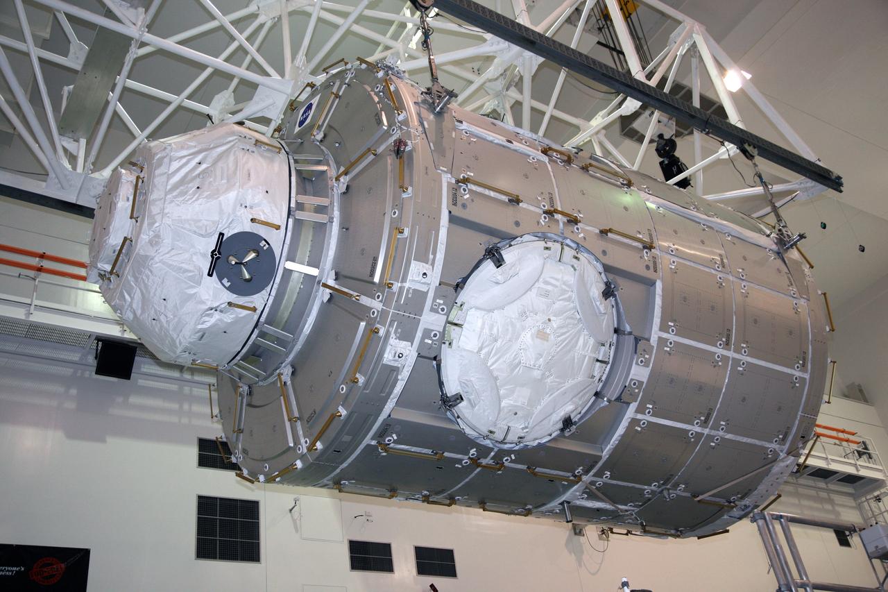 STS-130 TRANQUILITY NODE XFER TO PAYLOAD CANISTER