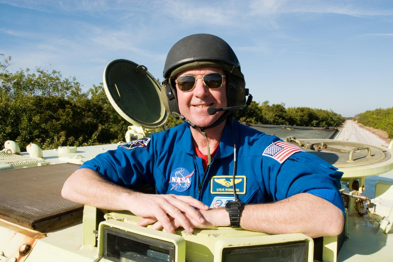 STS-130 TCDT - M113 TRAINING