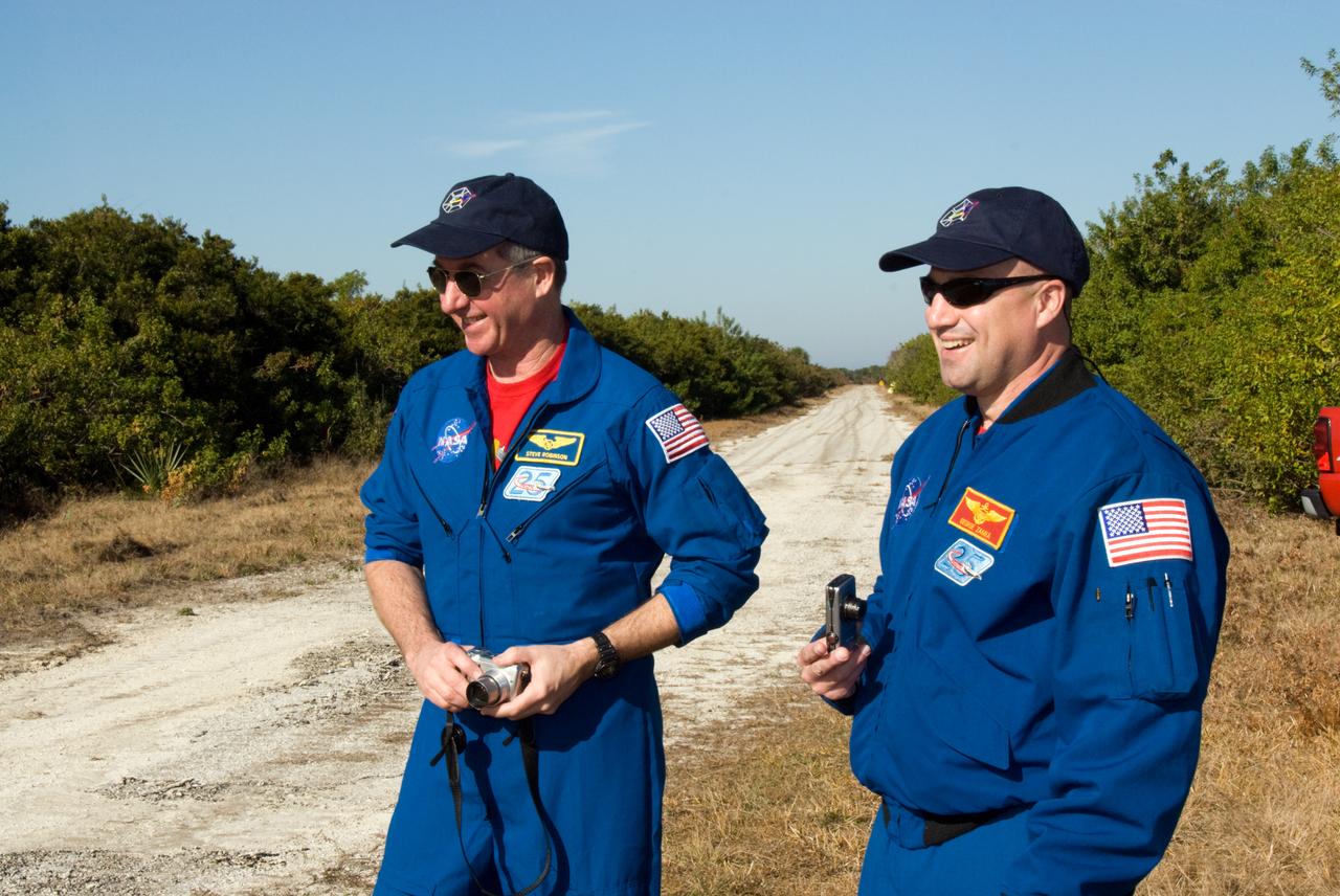 STS-130 TCDT - M113 TRAINING