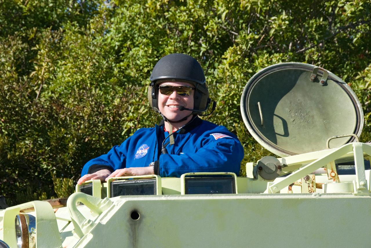 STS-130 TCDT - M113 TRAINING