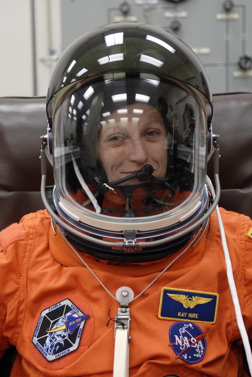 STS-130 TCDT - SUITING