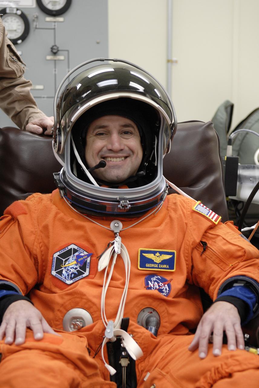 STS-130 TCDT - SUITING