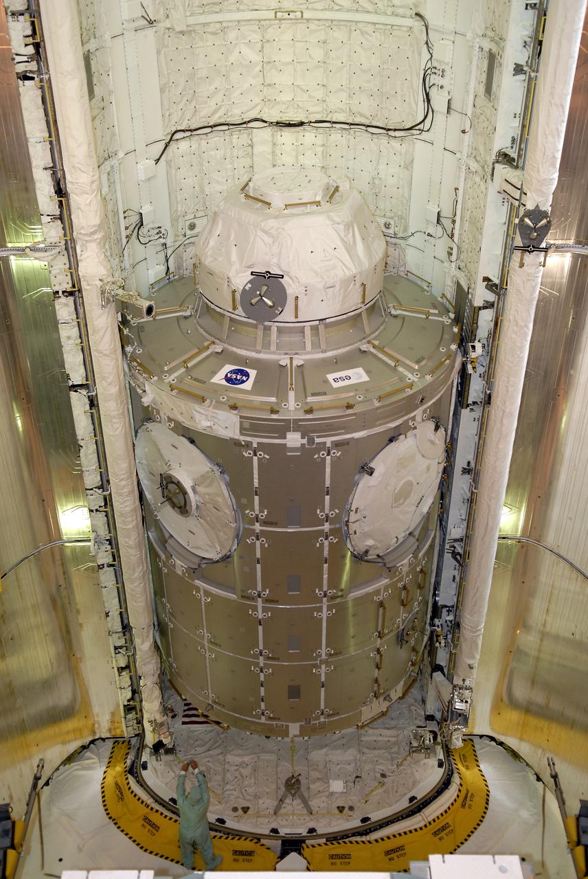 STS-130 ENDEAVOUR PAYLOAD BAY DOOR CLOSURE