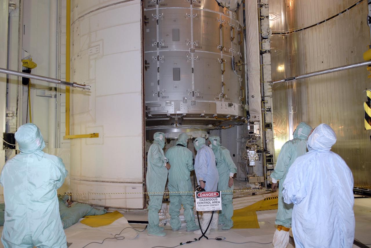STS-130 ENDEAVOUR PAYLOAD BAY DOOR CLOSURE