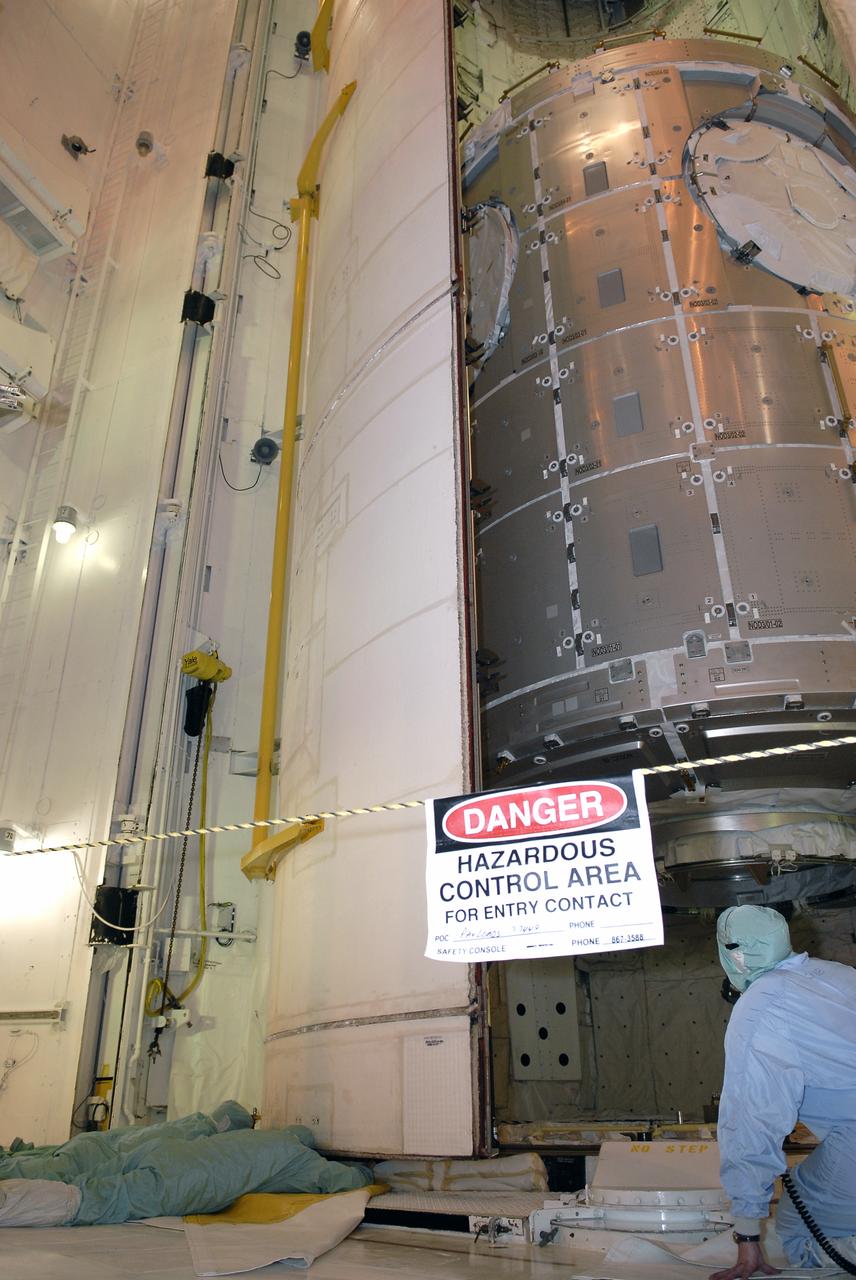 STS-130 ENDEAVOUR PAYLOAD BAY DOOR CLOSURE